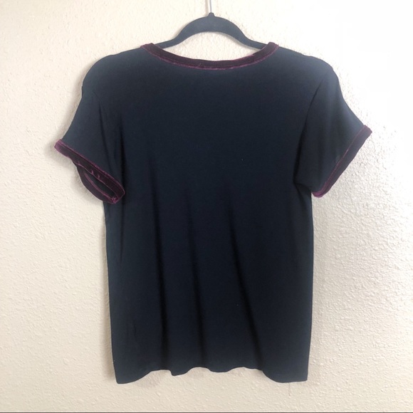 90s Style Super Soft Graphic T - Picture 3 of 4